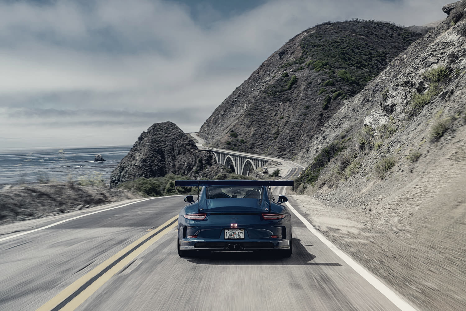 A 911 GT3 on the coast road